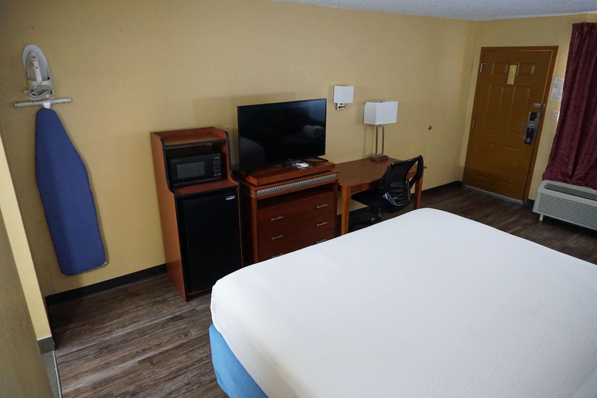 Days Inn By Wyndham Oak Grove/Ft. Campbell Buitenkant foto