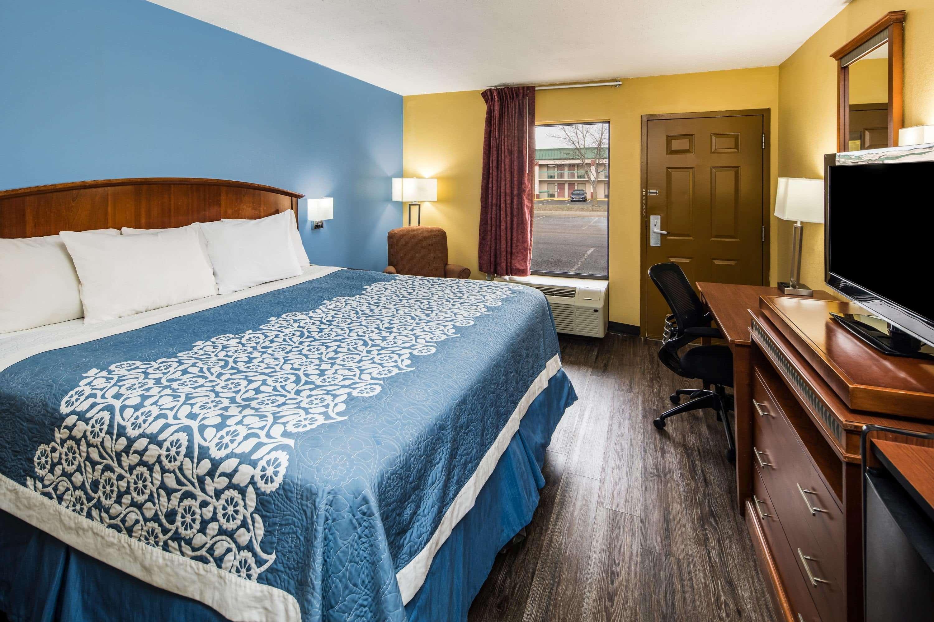 Days Inn By Wyndham Oak Grove/Ft. Campbell Buitenkant foto