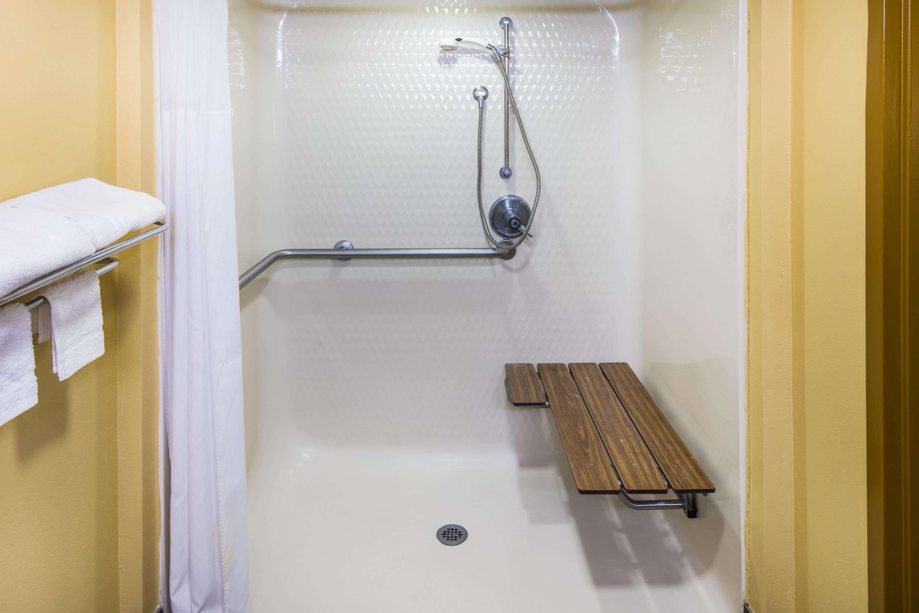 Days Inn By Wyndham Oak Grove/Ft. Campbell Buitenkant foto